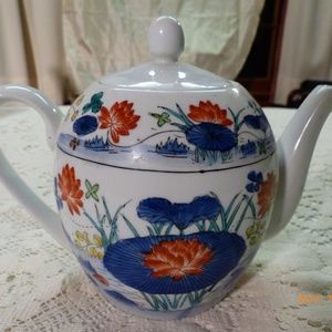 Porcelain Teapot - Lily Pad and Lotus Pattern